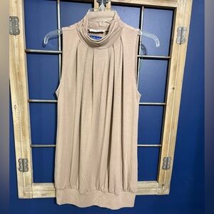 Zenana Outfitters Beige Sleeveless Top
